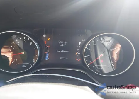 2018 Jeep Compass Limited 4X4 из США, поврежденный, VIN 3C4NJDCB5JT114426